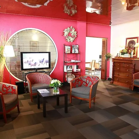 瓦讷中心曼切海洋原创城市酒店 酒店 2*